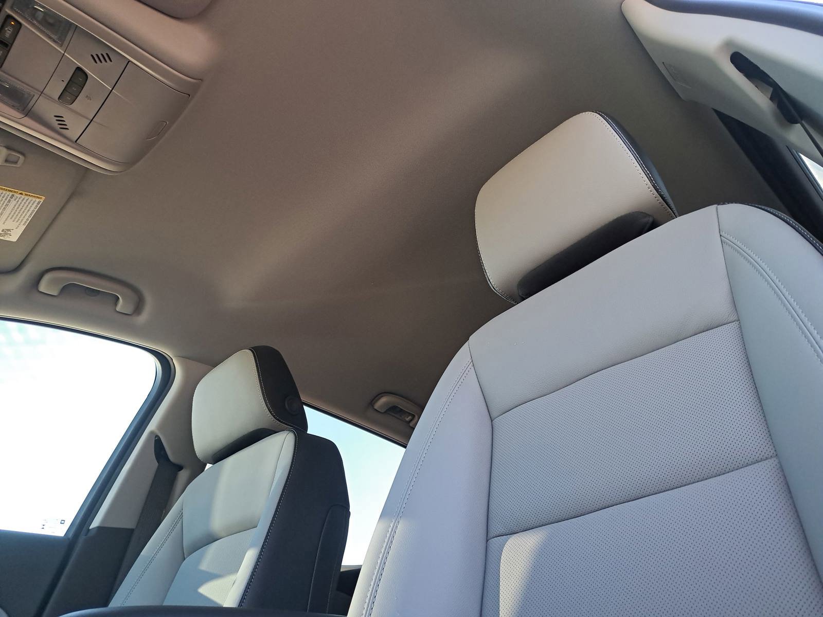 New 2024 GMC Terrain SLT AWD/4WD image 35