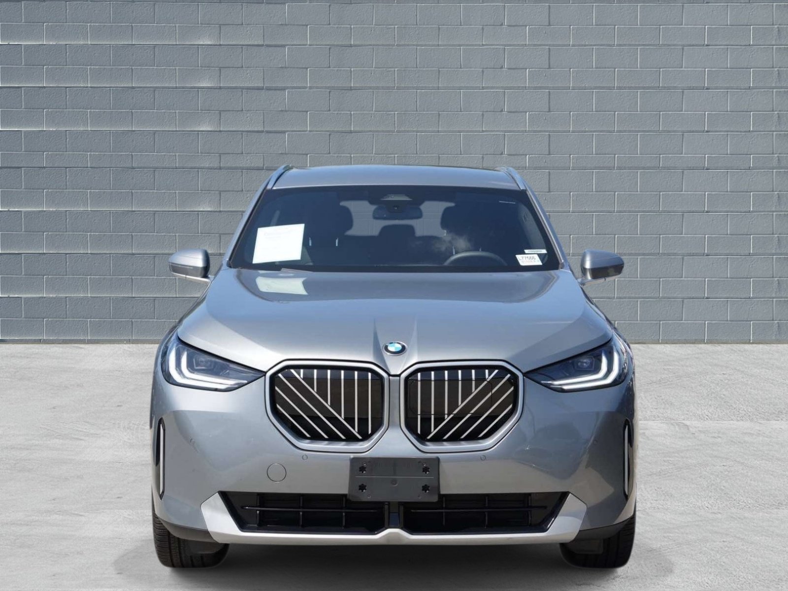 Used 2026 BMW X3 xDrive30i w/ Convenience Package AWD/4WD image 2