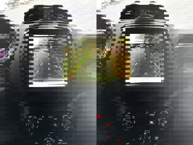 Used 2023 Jeep Renegade Latitude AWD/4WD image 25