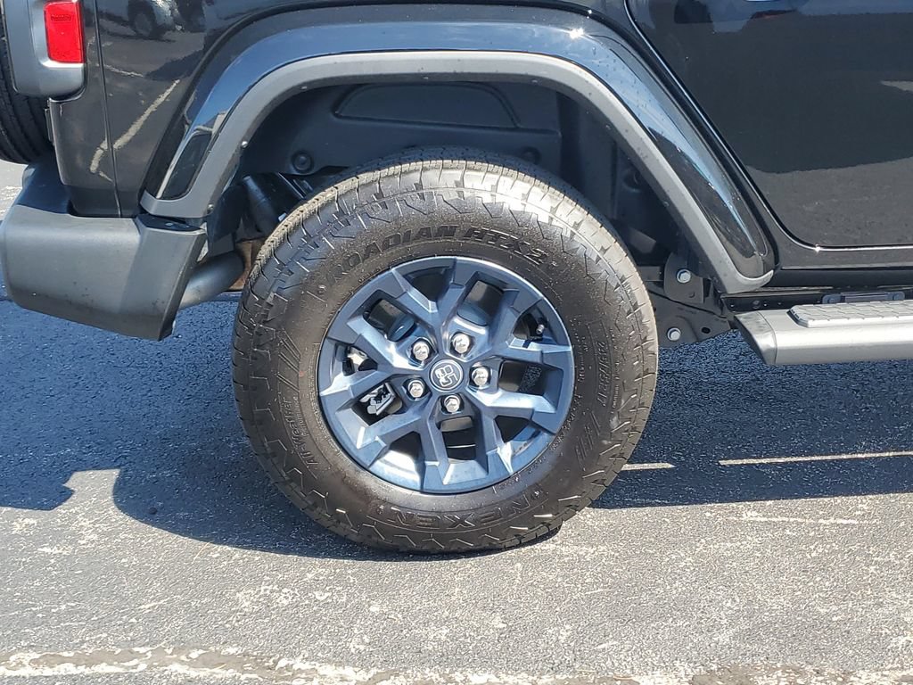 Used 2026 Jeep Wrangler Unlimited Sport AWD/4WD image 5