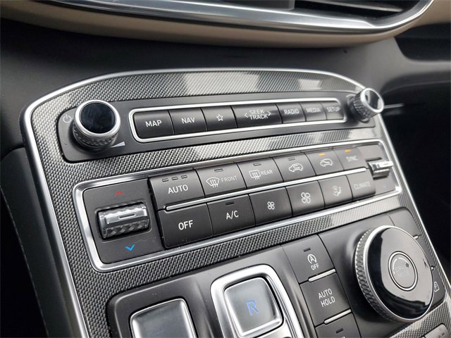 Used 2023 Hyundai Santa Fe Limited w/ Cargo Package image 26