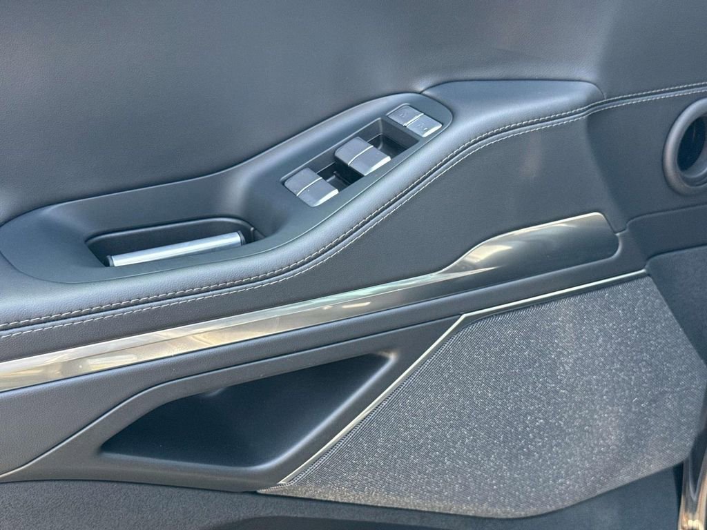 Used 2025 Lincoln Navigator Reserve w/ Jet Appearance Package image 26