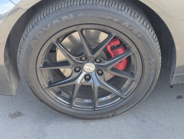 Used 2020 Genesis G70 2.0T image 12