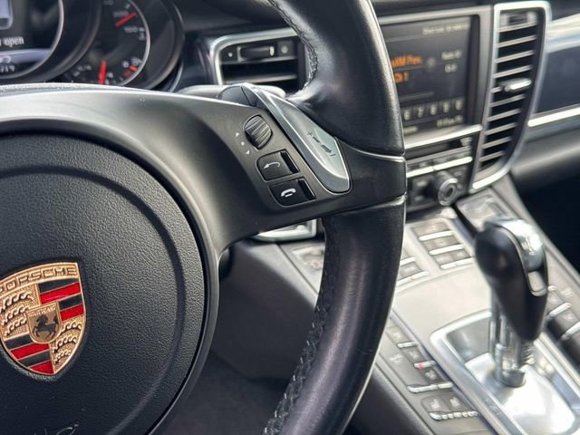 Used 2015 Porsche Panamera image 33