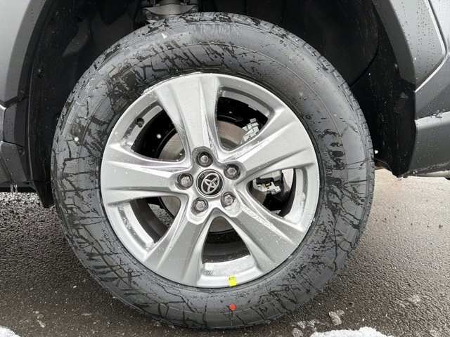 Certified 2025 Toyota RAV4 XLE w/ Convenience Package image 9