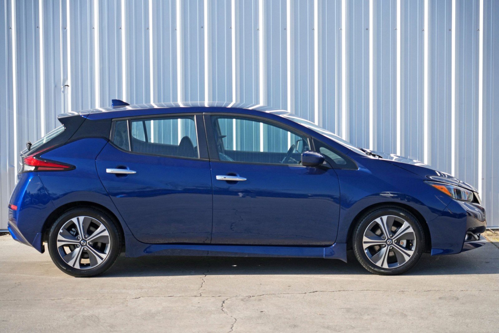 Used 2021 Nissan Leaf SV image 46