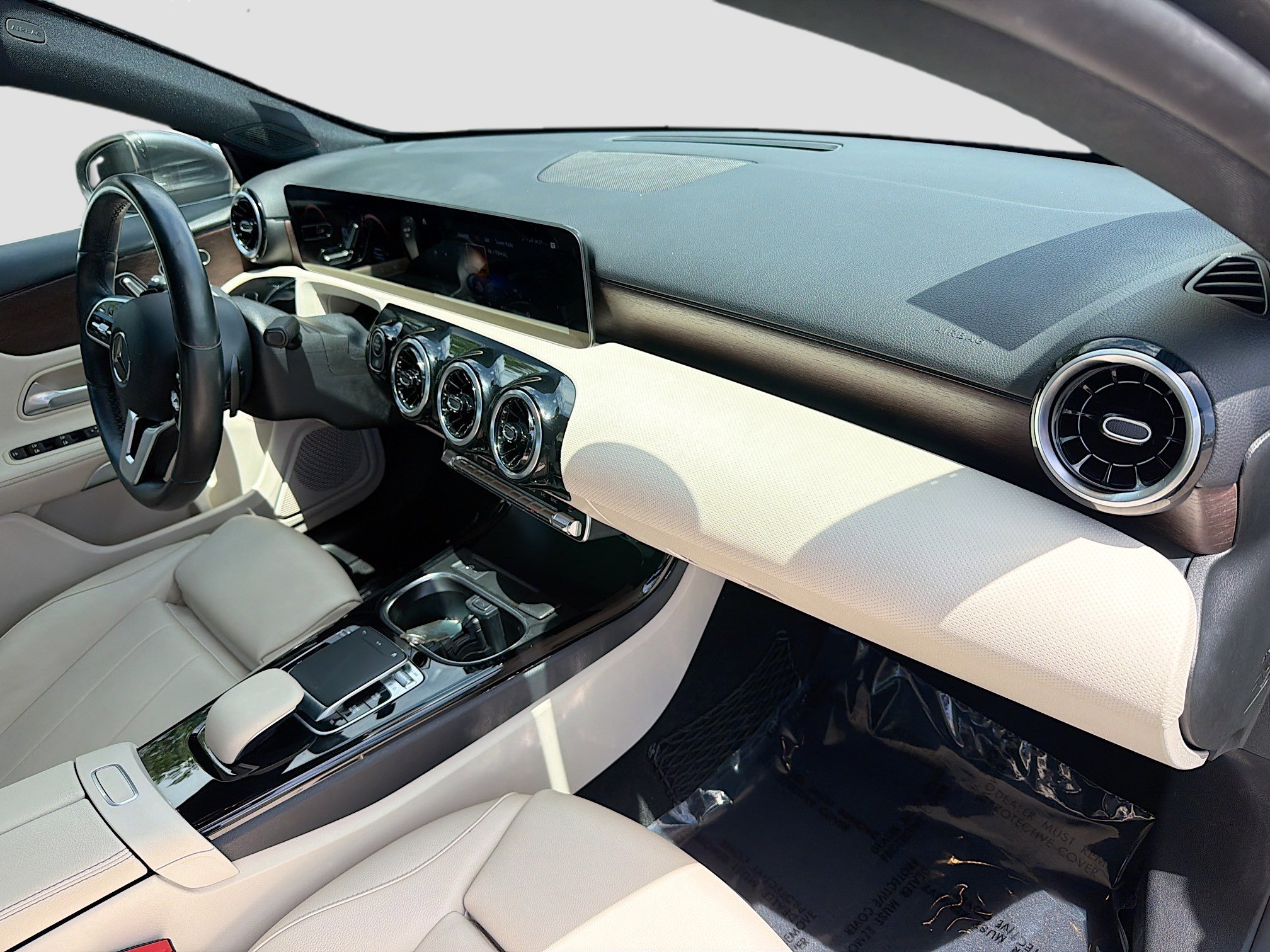 Used 2020 Mercedes-Benz A 220 4MATIC image 32