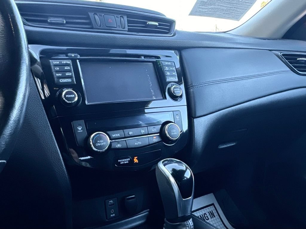 Used 2017 Nissan Rogue SL FWD image 20