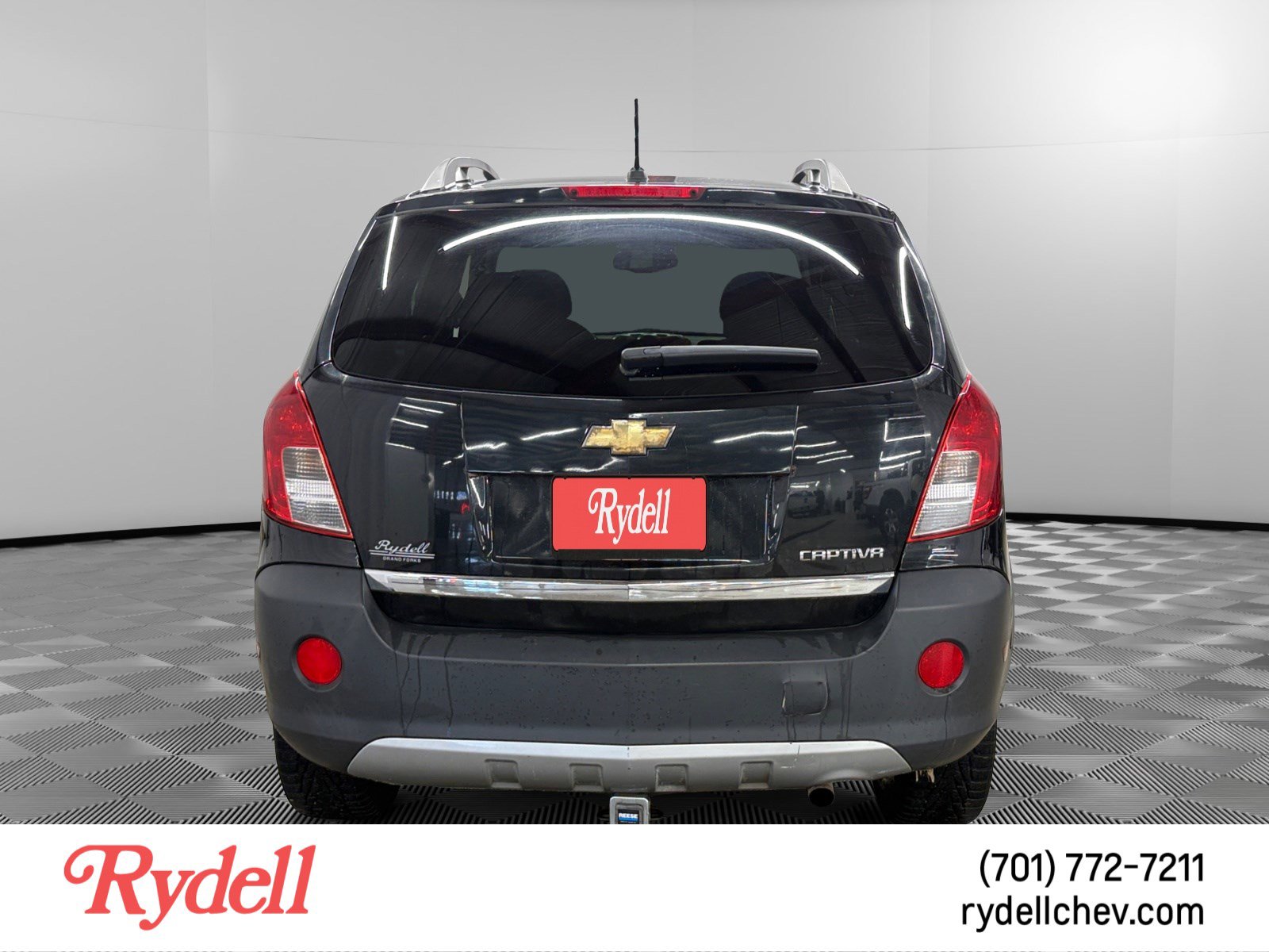 Used 2014 Chevrolet Captiva Sport LS FWD image 4