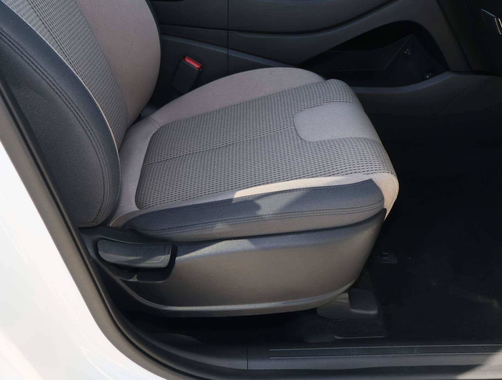Used 2023 Hyundai Santa Fe SEL FWD image 17