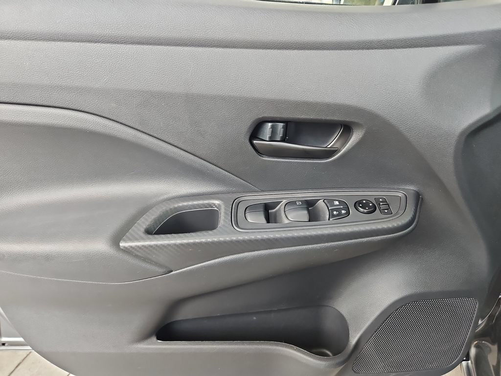 Used 2025 Nissan Versa S FWD image 23