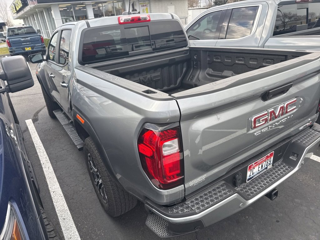 Used 2025 GMC Canyon AT4 image 4