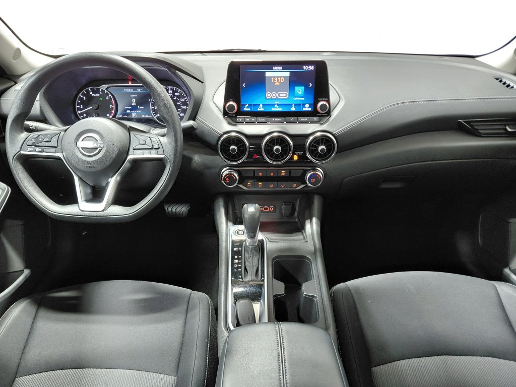 Used 2025 Nissan Sentra SV FWD image 2