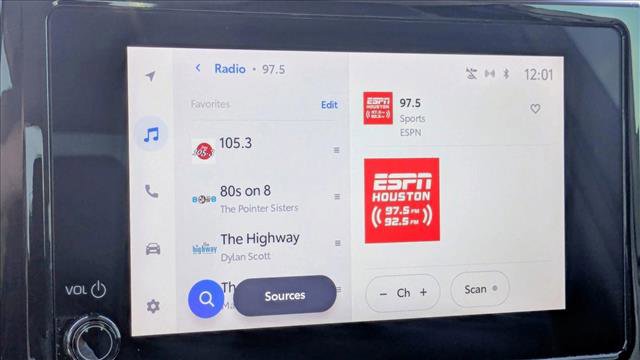 Used 2024 Toyota Corolla LE image 13