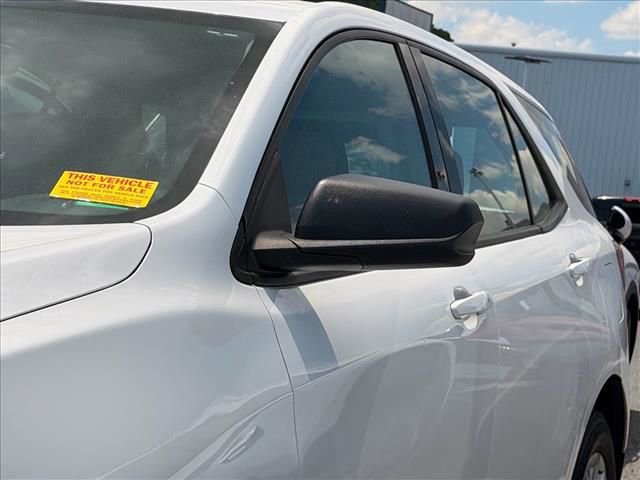 Used 2018 Chevrolet Equinox LS AWD/4WD image 7