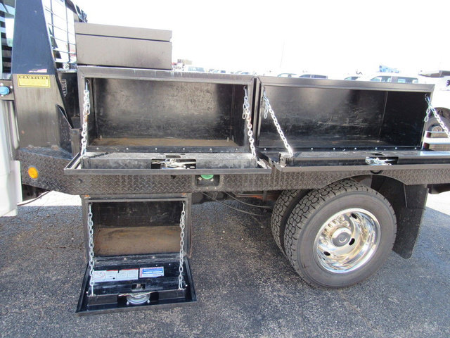 Used 2018 Ford F550 2WD Regular Cab Super Duty image 28