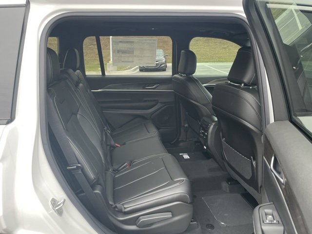 New 2025 Jeep Grand Cherokee L Limited image 53