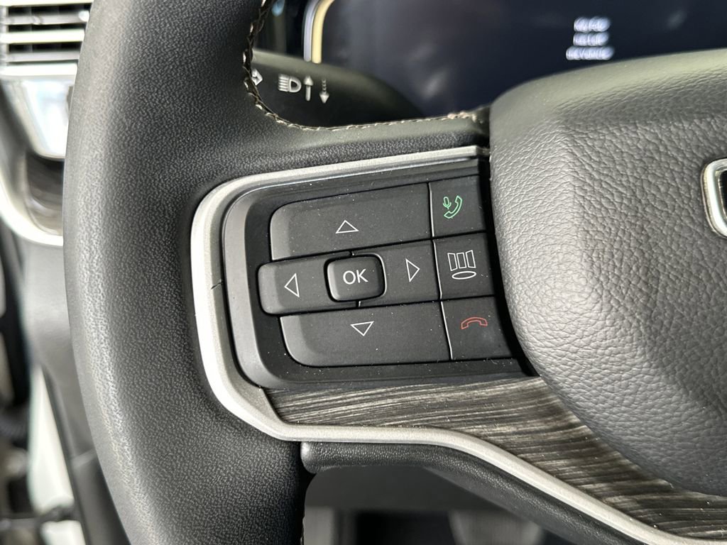 Used 2022 Jeep Wagoneer Series II w/ Premium Group I AWD/4WD image 22