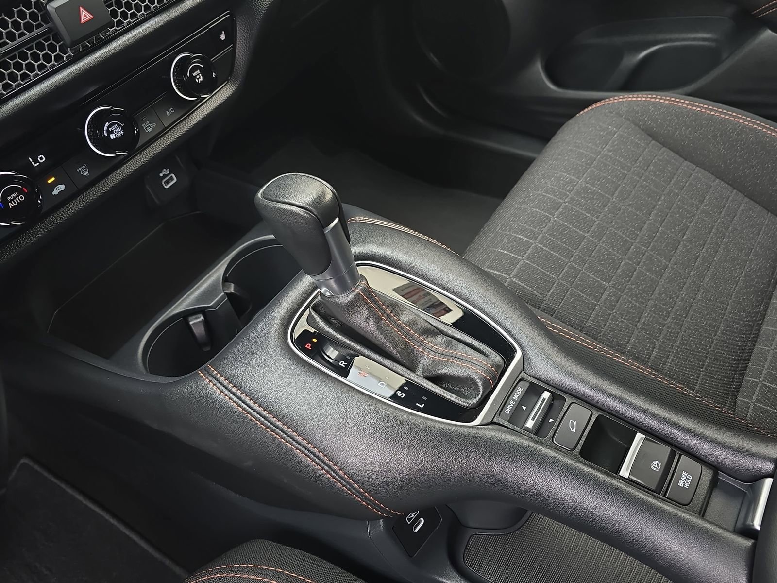 Certified 2025 Honda HR-V Sport image 24