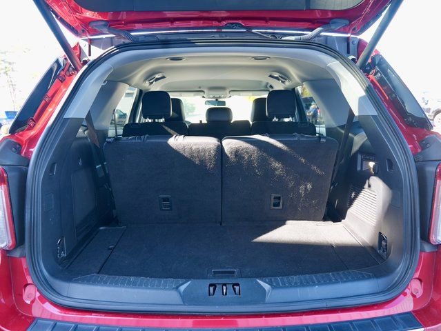 Used 2021 Ford Explorer Limited w/ Equipment Group 301A image 6