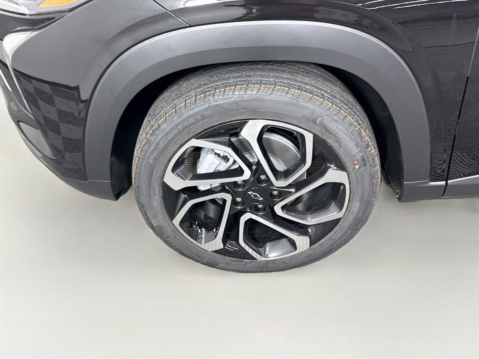 New 2026 Chevrolet Trax RS w/ Driver Confidence Package FWD image 22