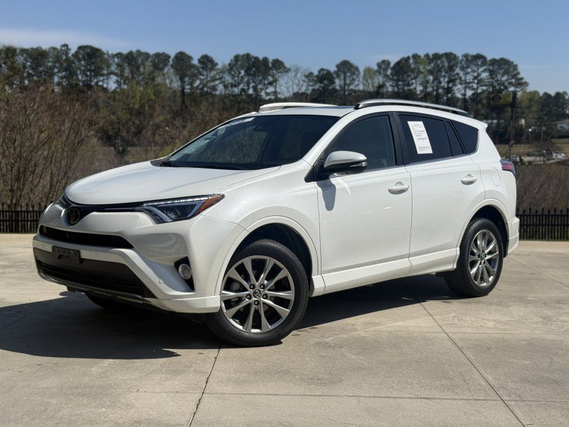 Used 2018 Toyota RAV4 Platinum image 1