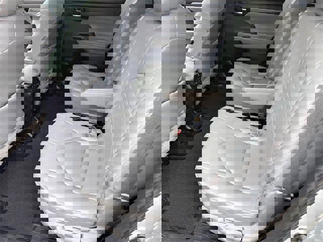 Used 2021 Toyota Highlander XLE image 17