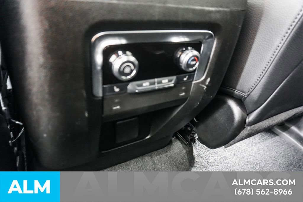 Used 2025 GMC Yukon Denali AWD/4WD image 60