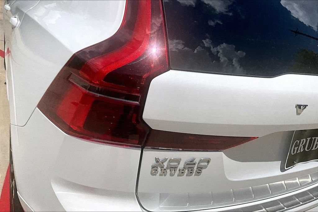 Certified 2026 Volvo XC60 B5 Plus AWD/4WD image 40