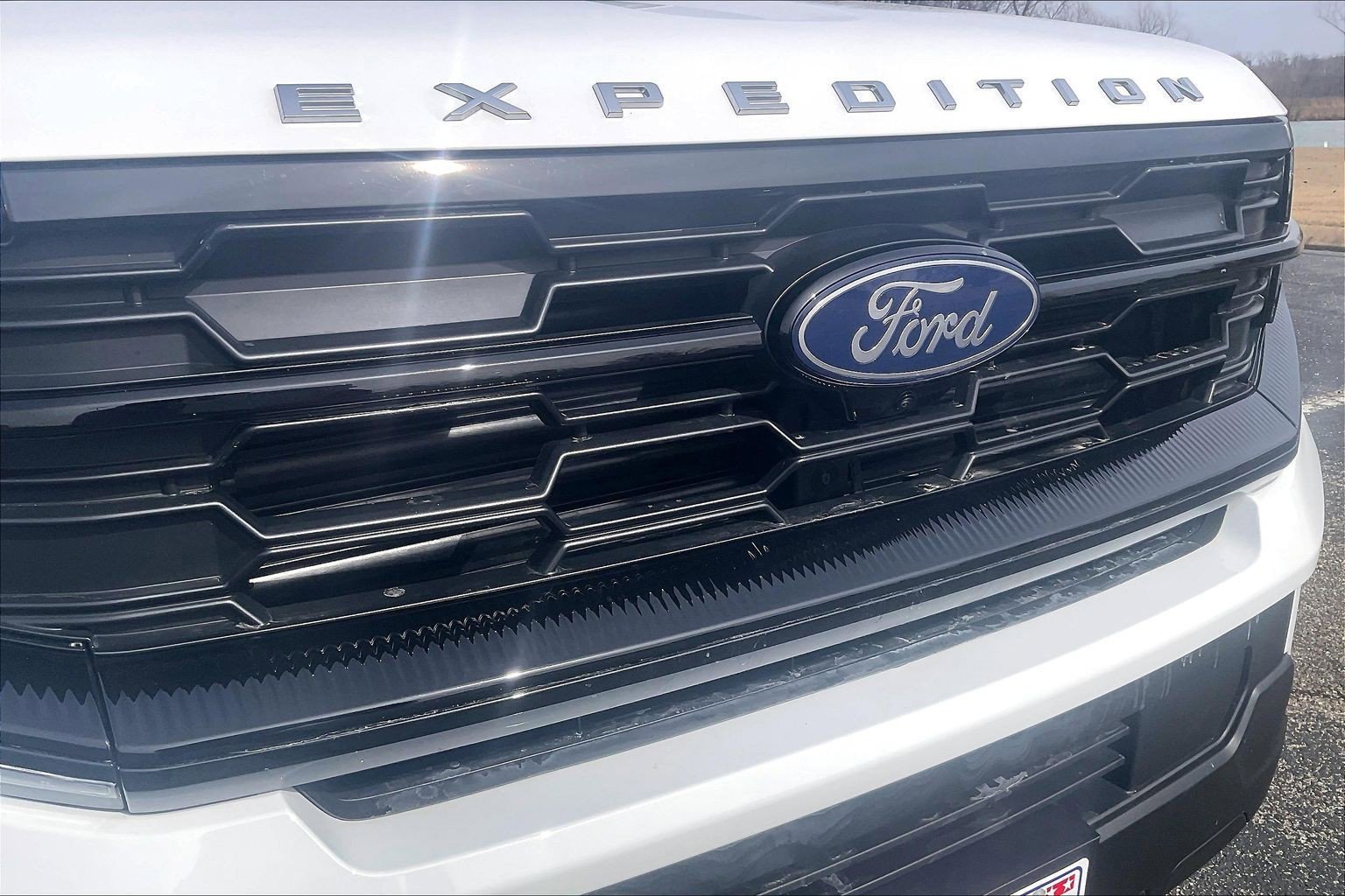 Used 2025 Ford Expedition Active image 27
