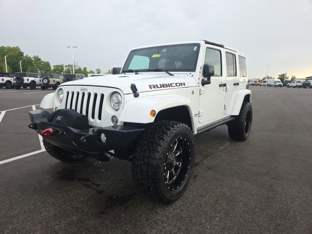 Used 2017 Jeep Wrangler Unlimited Rubicon AWD/4WD image 2