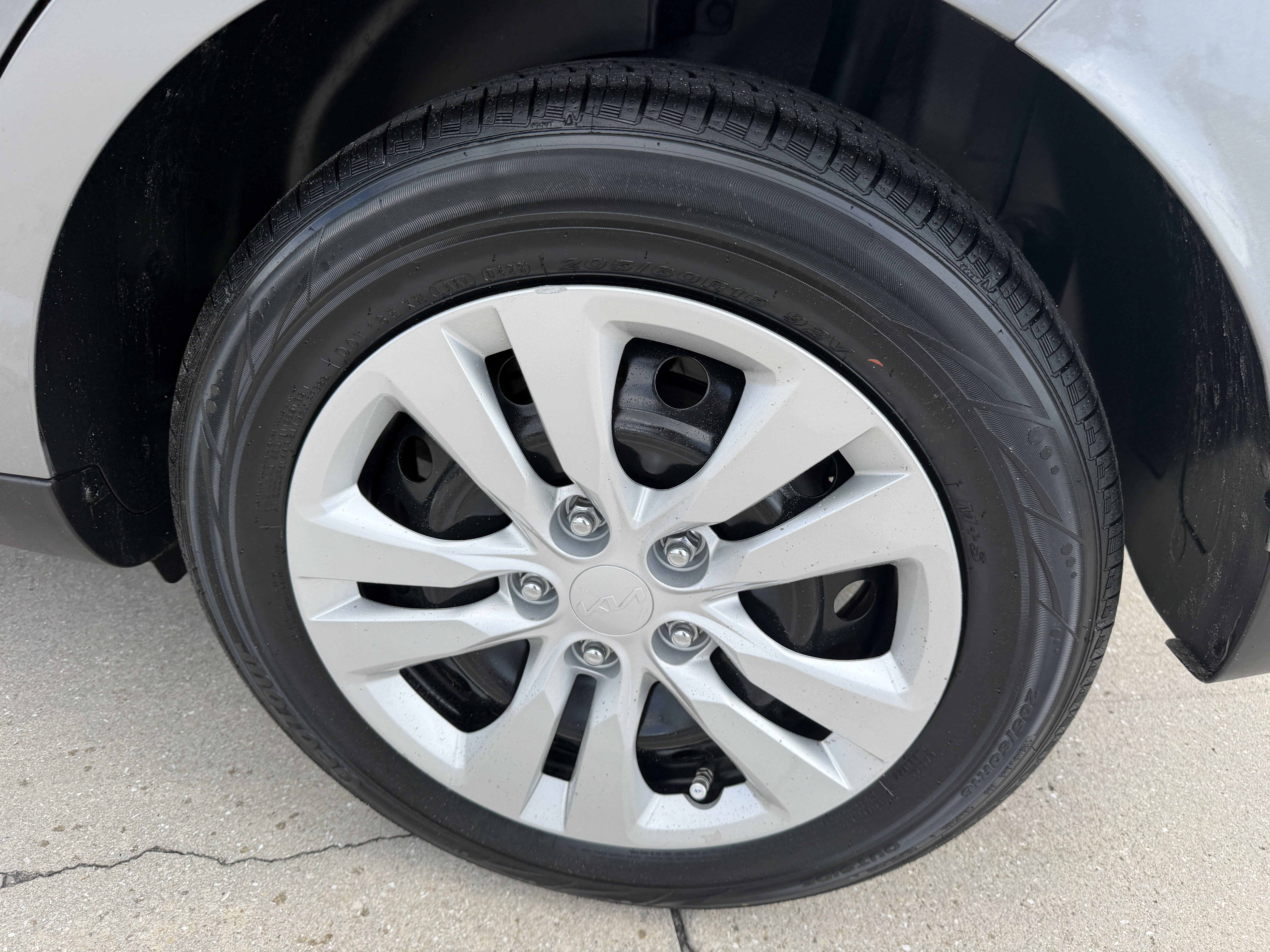 Certified 2023 Kia Soul LX FWD image 31