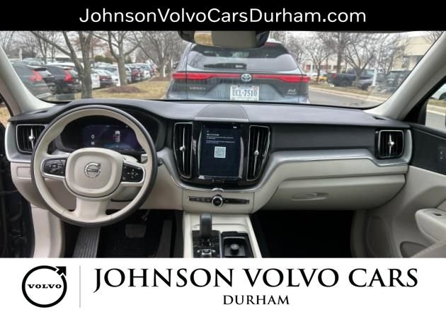 Used 2023 Volvo XC60 B5 Core w/ Climate Package image 9