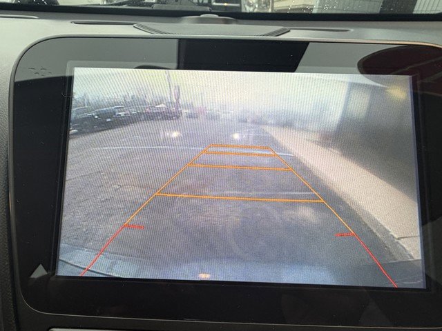 Used 2017 Chevrolet Malibu Hybrid w/ Leather Package image 16