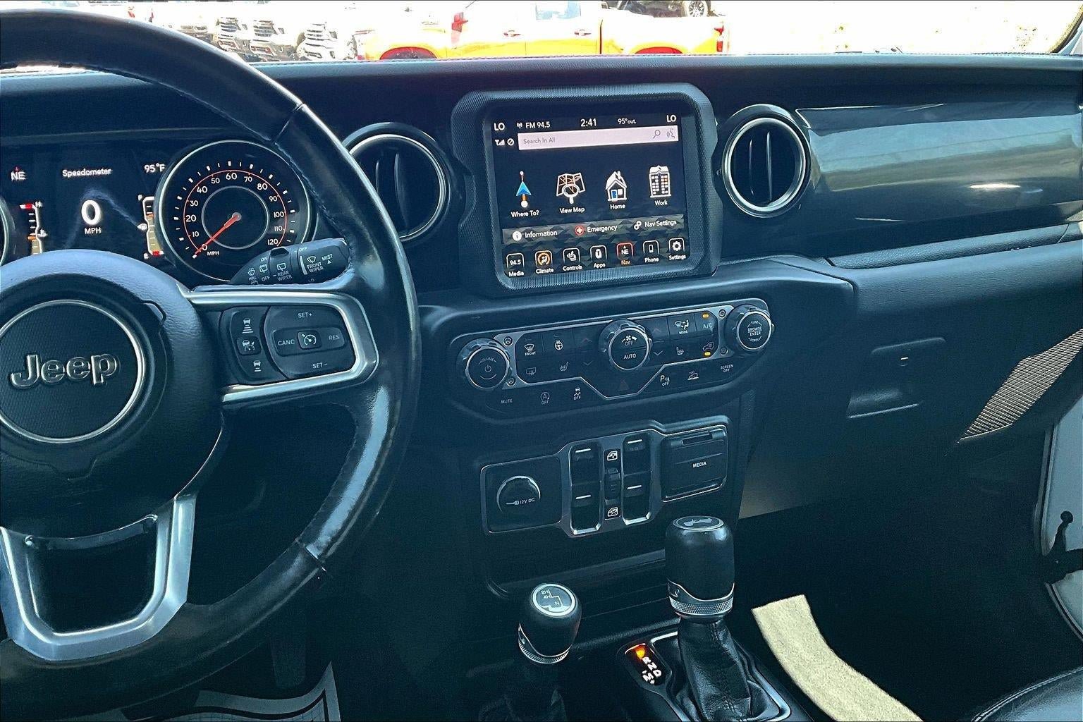 Used 2021 Jeep Wrangler Unlimited Sahara AWD/4WD image 6