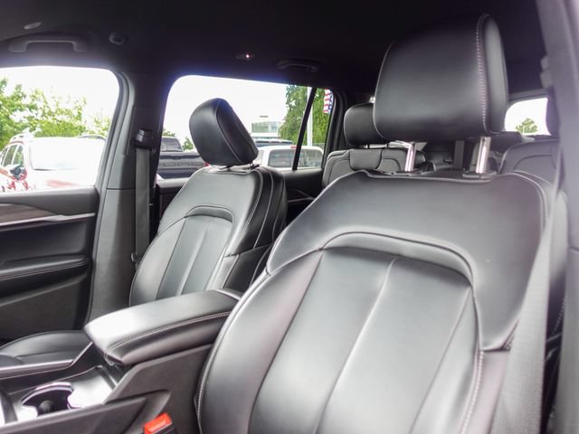 Used 2025 Jeep Grand Cherokee L Limited AWD/4WD image 23