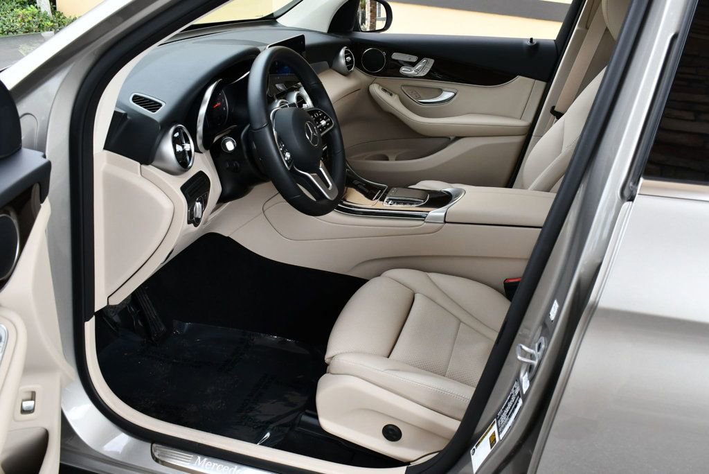 Used 2022 Mercedes-Benz GLC 300 image 41