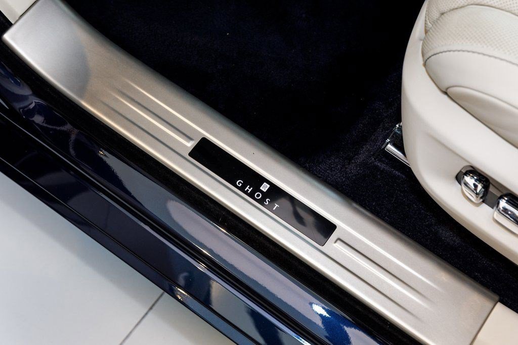 Used 2021 Rolls-Royce Ghost image 32
