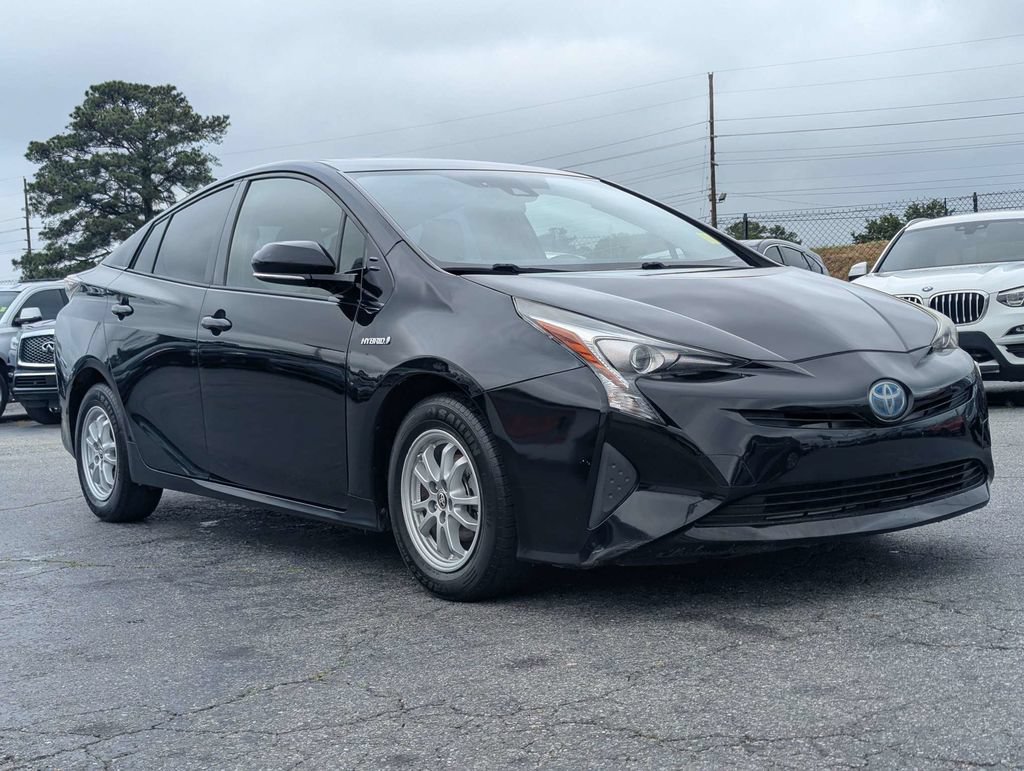Used 2017 Toyota Prius Three w/ Advanced Technology Package FWD image 3