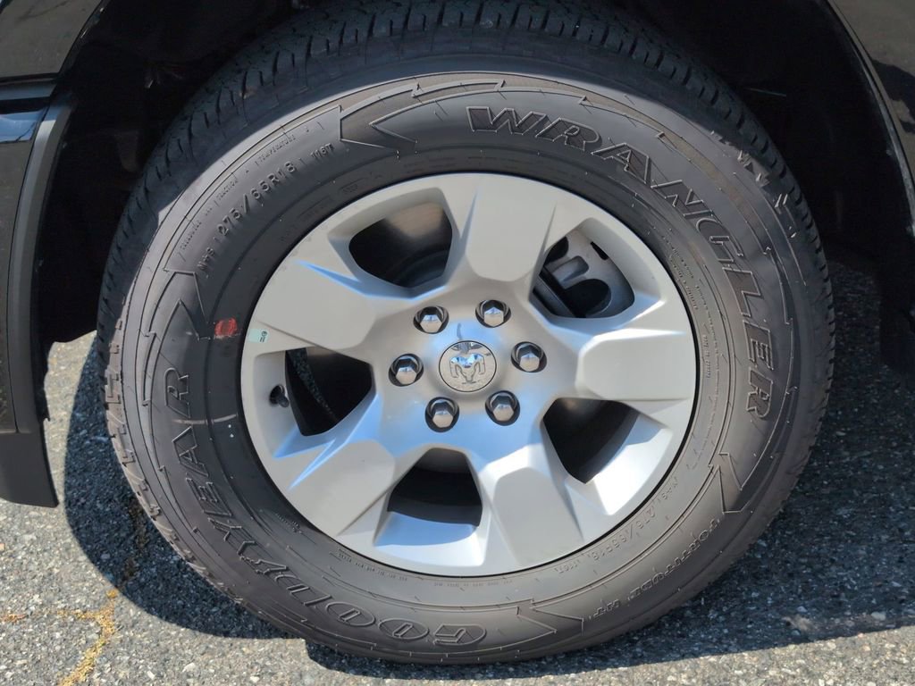 New 2026 RAM 1500 Lone Star image 9