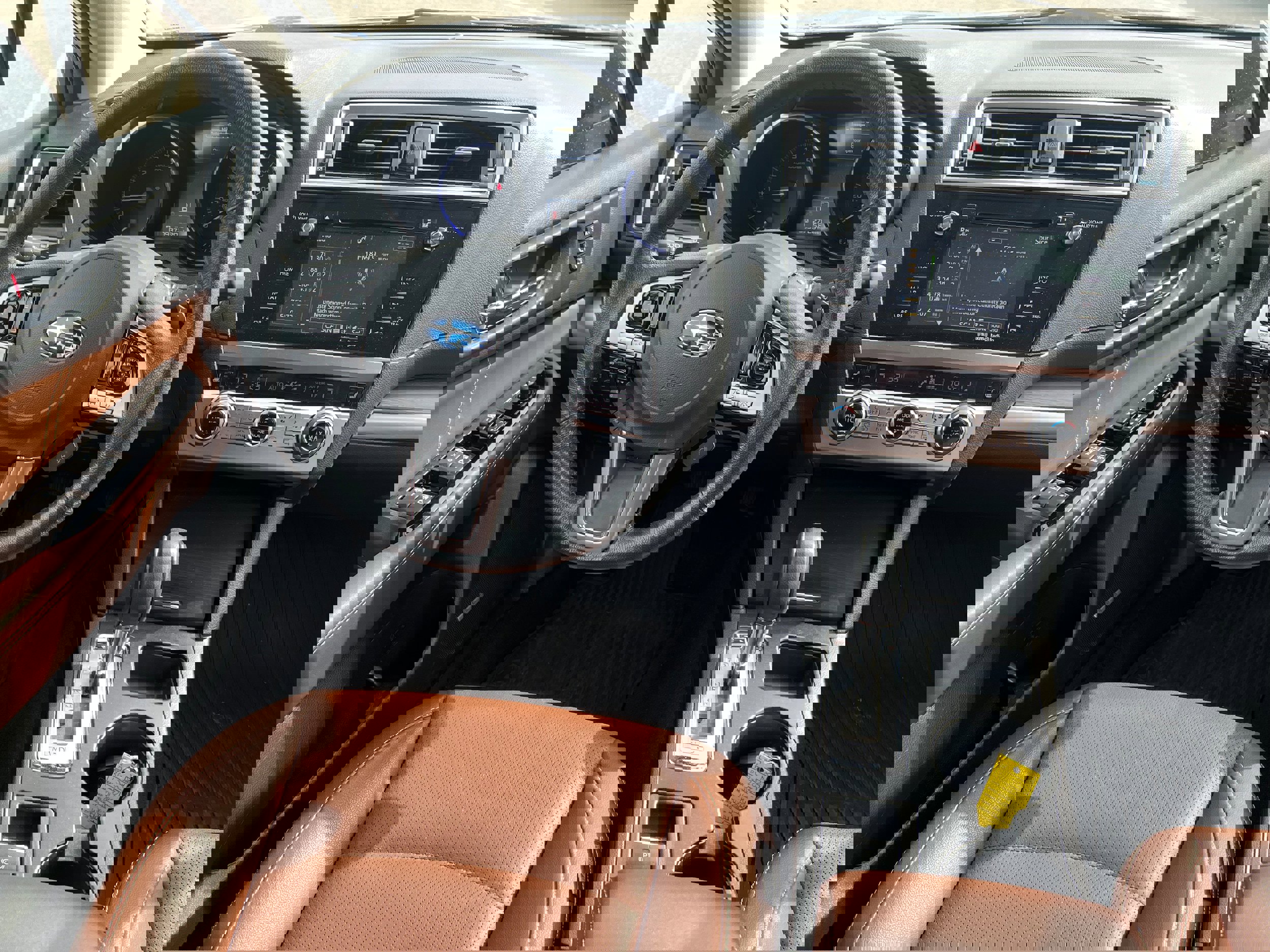 Used 2017 Subaru Outback 2.5i Touring w/ Popular Package #5A image 16