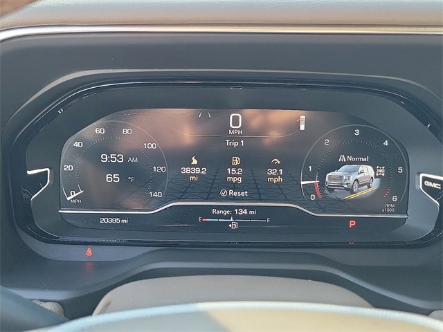 Used 2023 GMC Yukon Denali image 14