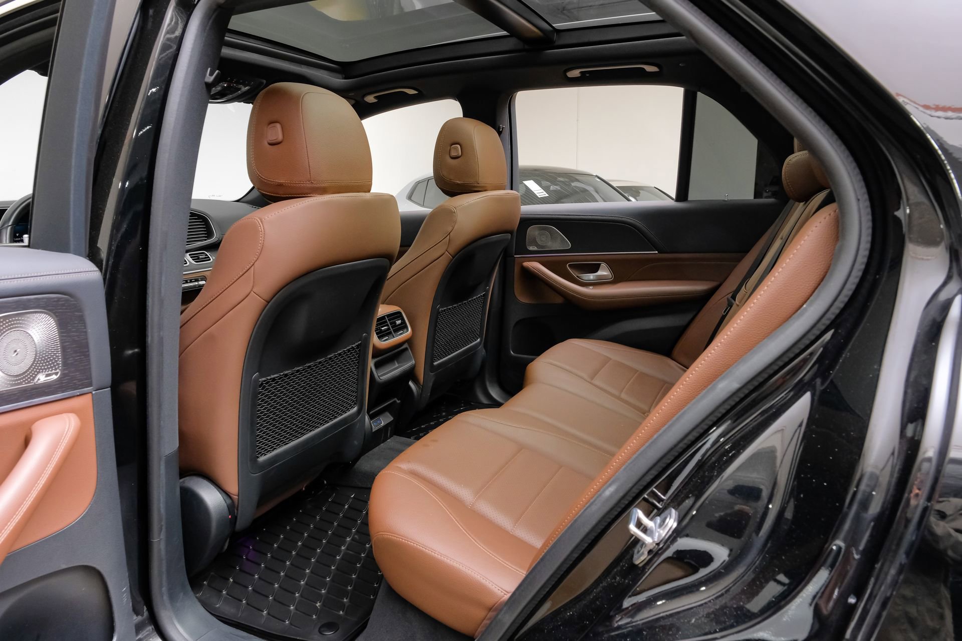 Used 2024 Mercedes-Benz GLE 350 4MATIC image 38