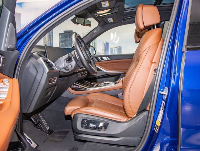 Certified 2023 BMW X7 M60i image 20