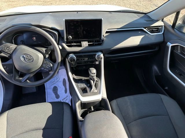 Used 2024 Toyota RAV4 LE image 20