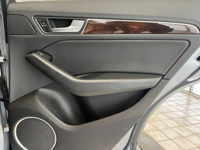 Used 2016 Audi Q5 2.0T Premium Plus w/ Technology Package image 35