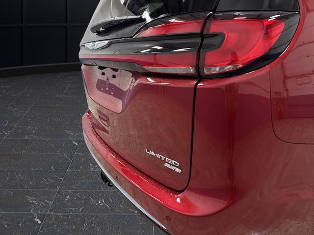 New 2026 Chrysler Pacifica Limited w/ Trailer Tow Group image 35