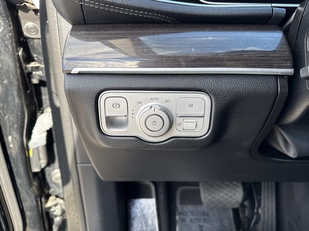 Used 2023 Mercedes-Benz GLS 450 GLS 450 image 12