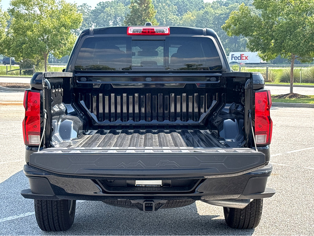 New 2024 Chevrolet Colorado LT w/ LT Convenience Package II image 22