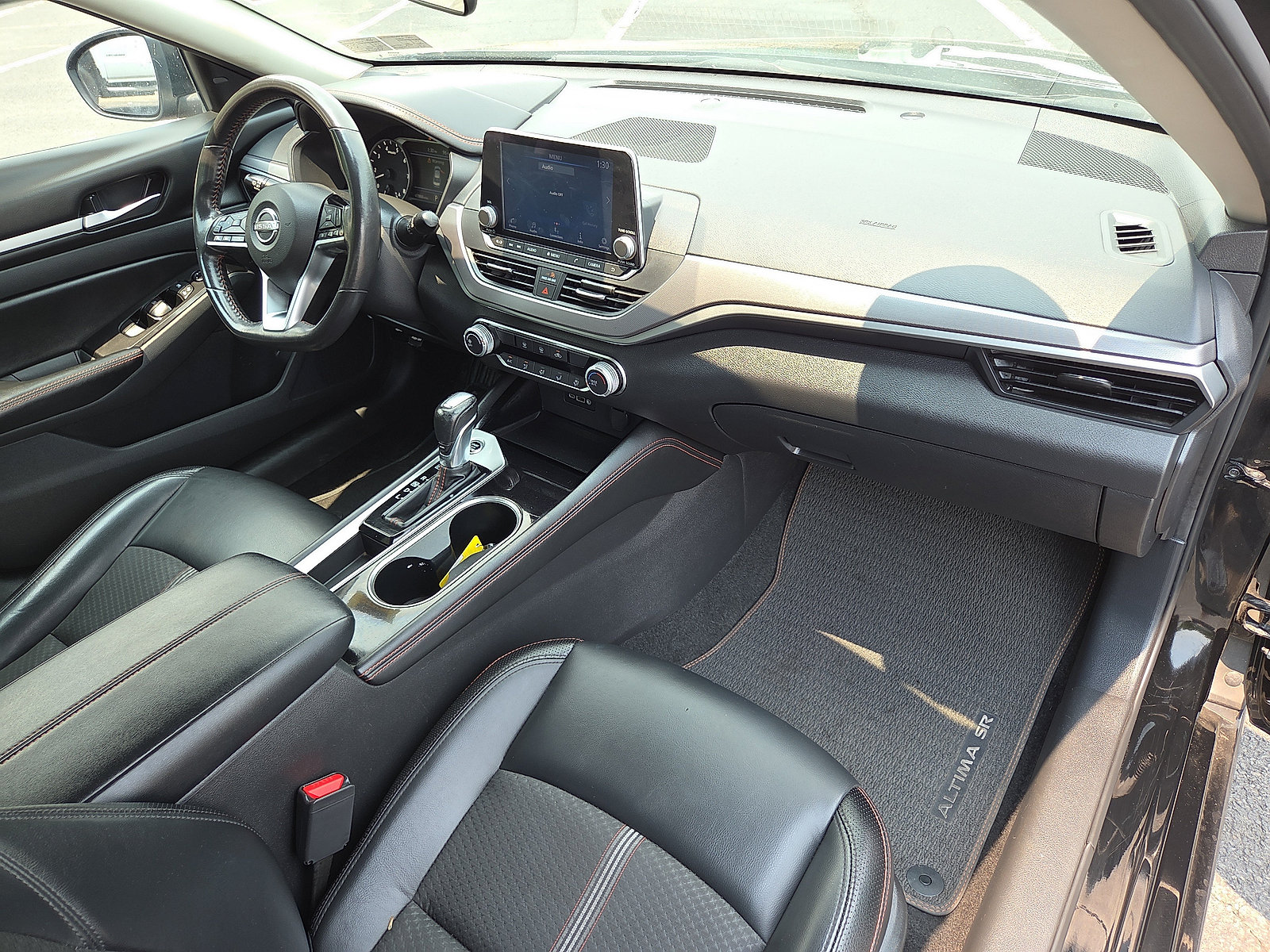 Used 2024 Nissan Altima 2.5 SR FWD image 14